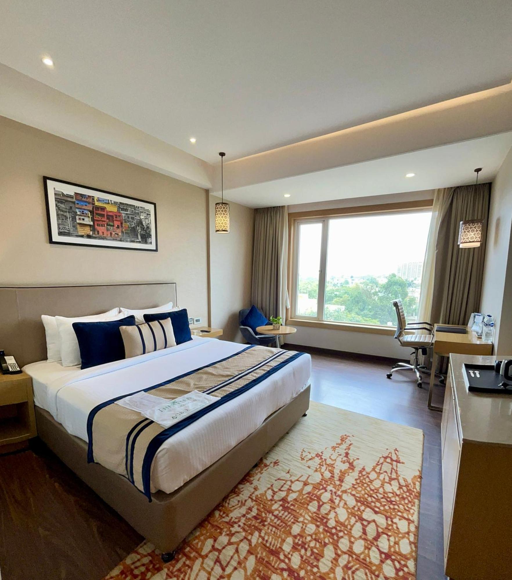 Hotel The Fern Residency Sarnath Varanasi Exterior foto
