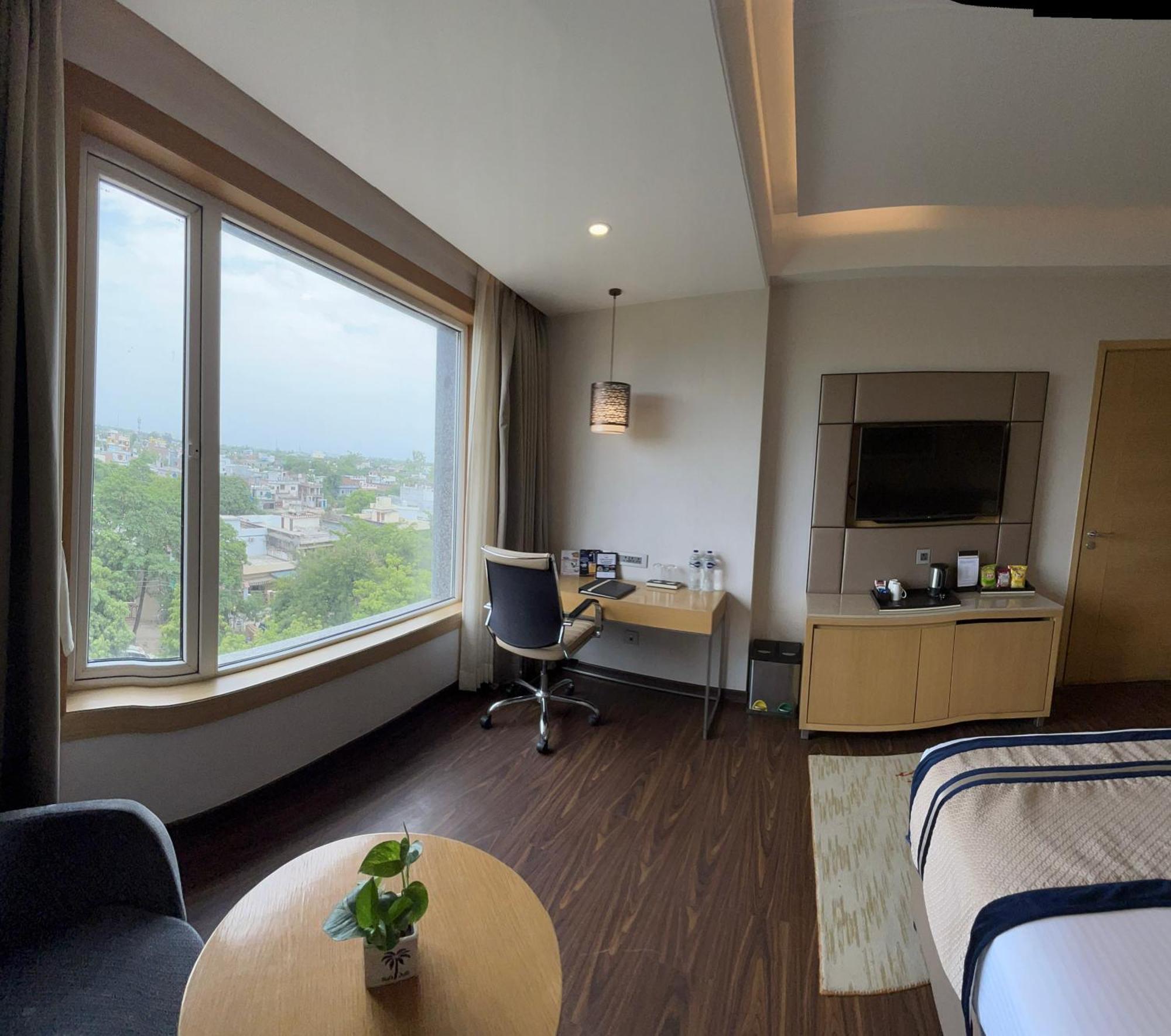Hotel The Fern Residency Sarnath Varanasi Exterior foto